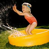 To reserve your Traverse Bay Inn FUN vacation package today please call 800-968-2646!